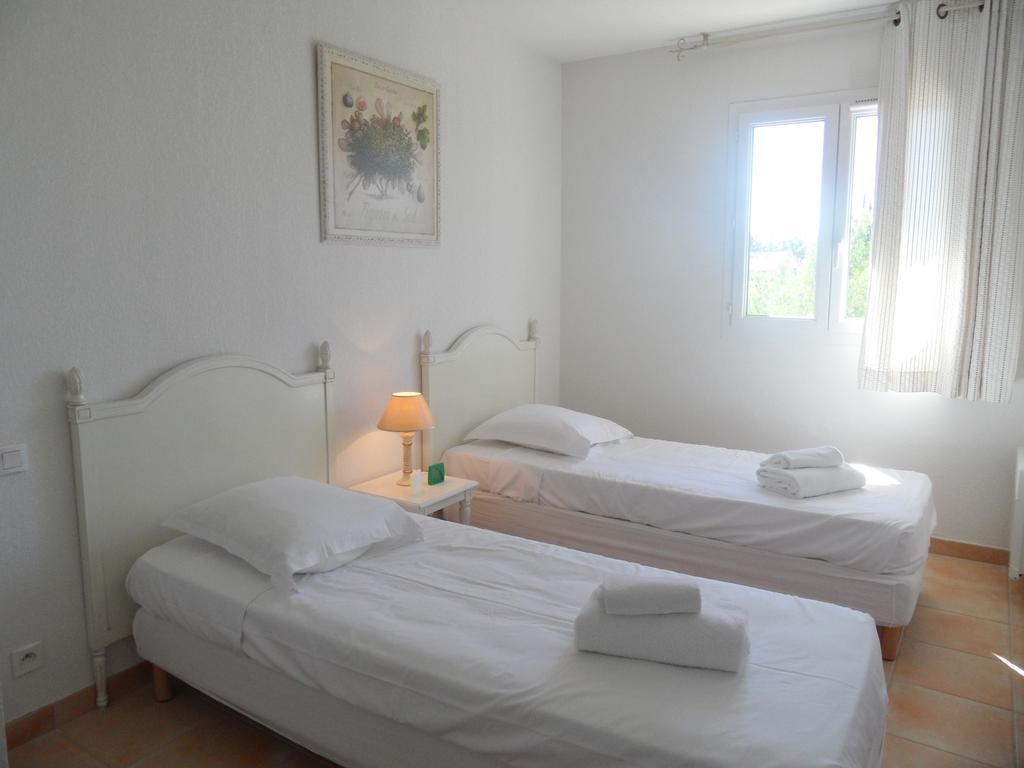 מוטורו Lagrange Vacances Les Bastides Des Chaumettes חדר תמונה